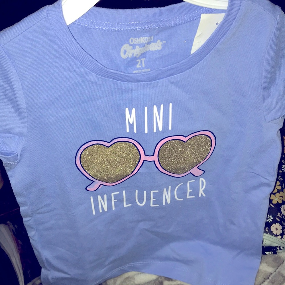 MINI INFLUENCER by OSHKOSH Girls 2T Short-Sleeved